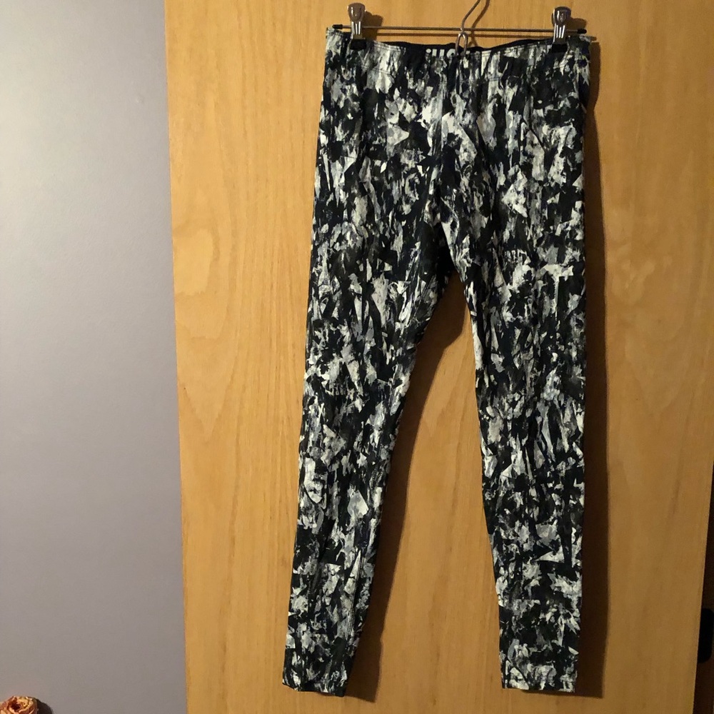 Nike exercise leggings